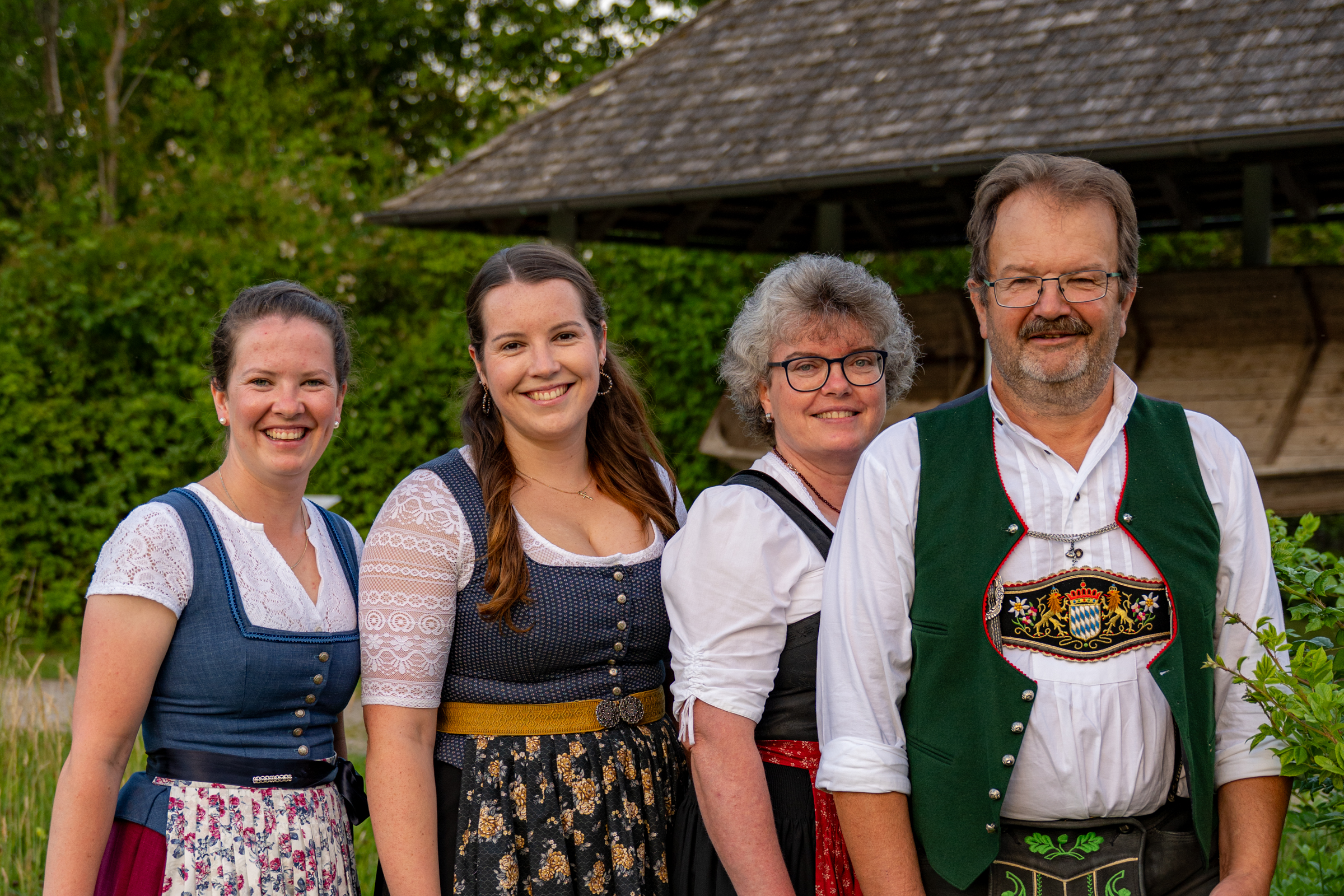 Unsere Familie Schauer stellt sich vor! Unsere Familie Schauer stellt sich vor!